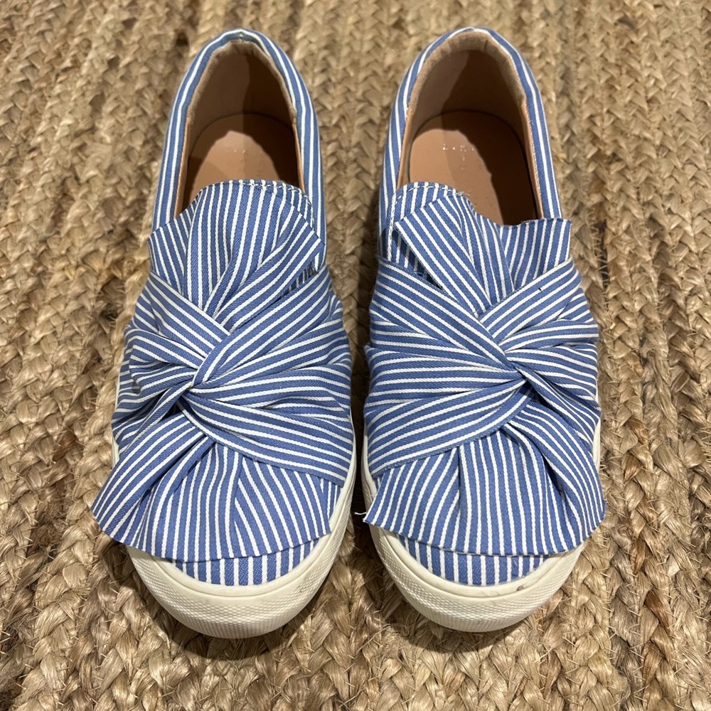 🌹A New Day- Blue and white slide on sneakers🌹